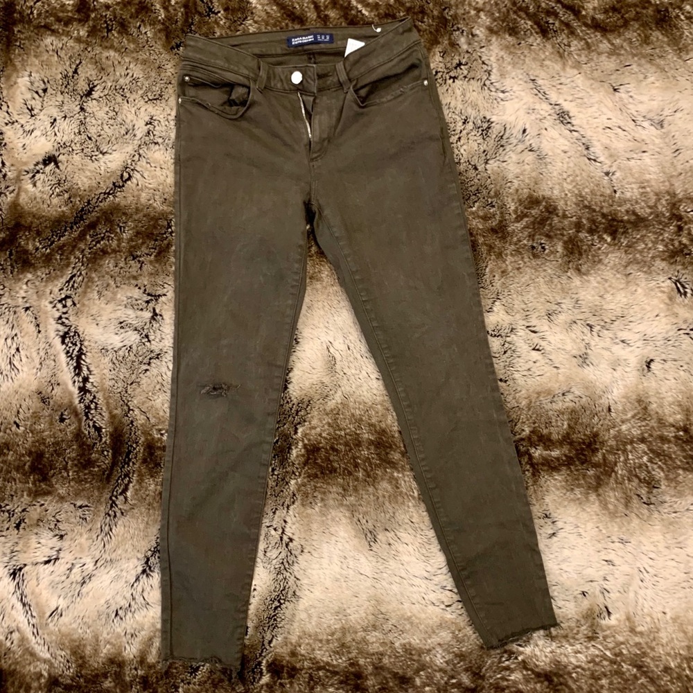 Zara Mid-Rise Distressed Skinny Jeans